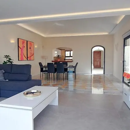 Hipoclub Delux Faro Park 189 Playa Blanca (Lanzarote)